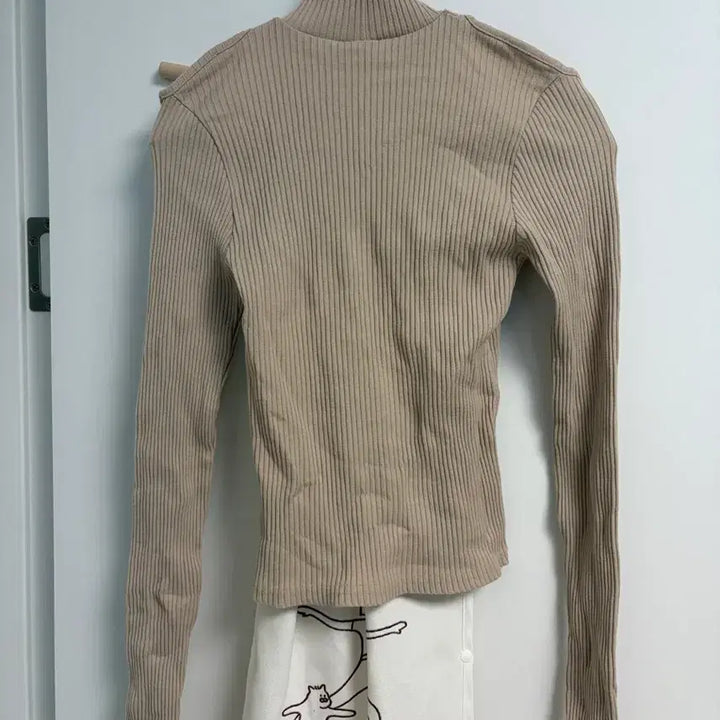 [BUNJANG] Shoulder Cut Ribbed Polo Shirt / 숄더컷 골지 폴라 티셔츠