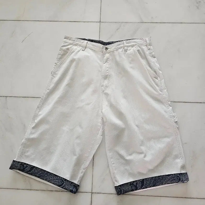 [BUNJANG] Snoop Dogg Official Old School Paisley Bermuda Pants / [희귀] 스눕독(Snoop Dogg) 오피셜 올드스쿨 페이즐리 버뮤다 팬