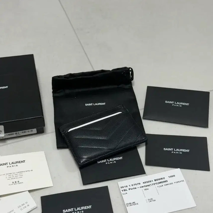[BUNJANG] [정품] 입생로랑 마틀라세 카드지갑 (풀구성) / [정품] 입생로랑 마틀라세 카드지갑 (풀구성)