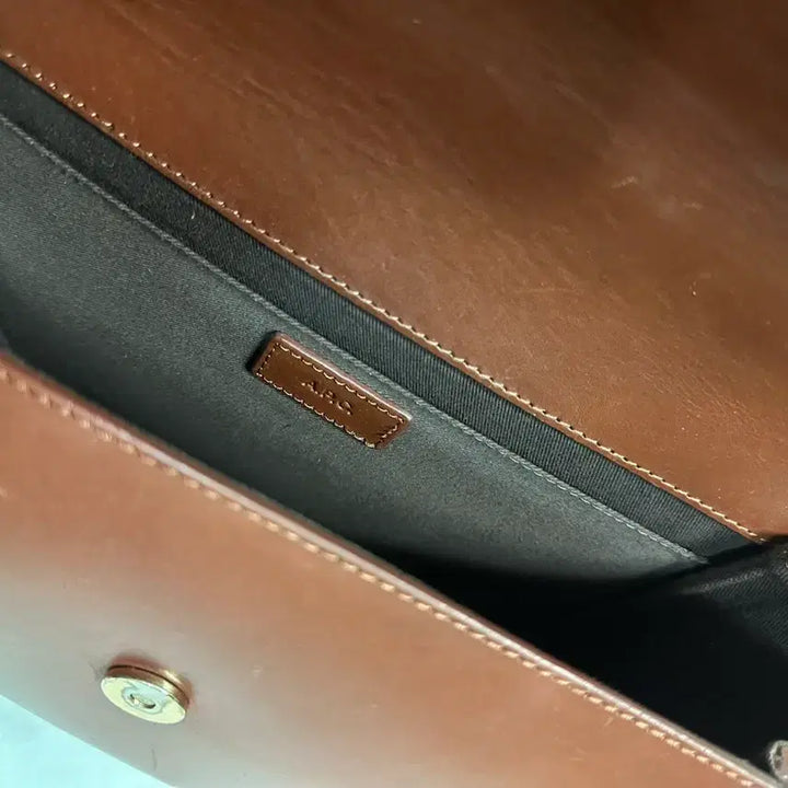 [BUNJANG] A.P.C Geneva Brown Shoulder Bag / A.P.C 아페쎄 제네바 브라운