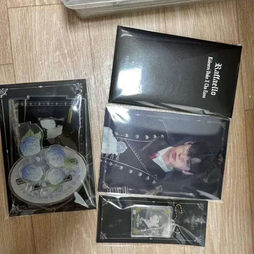 [BUNJANG] Villains Are Destined To Die (Aknyeo) Merchandise Bundle Set / 악녀는마리오네트 악마리 펀딩 굿즈 미개봉 양도