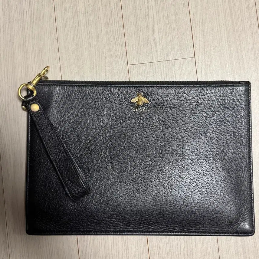 [BUNJANG] Gucci Animalier Bee Clutch / 구찌 애니멀리에 꿀벌 클러치