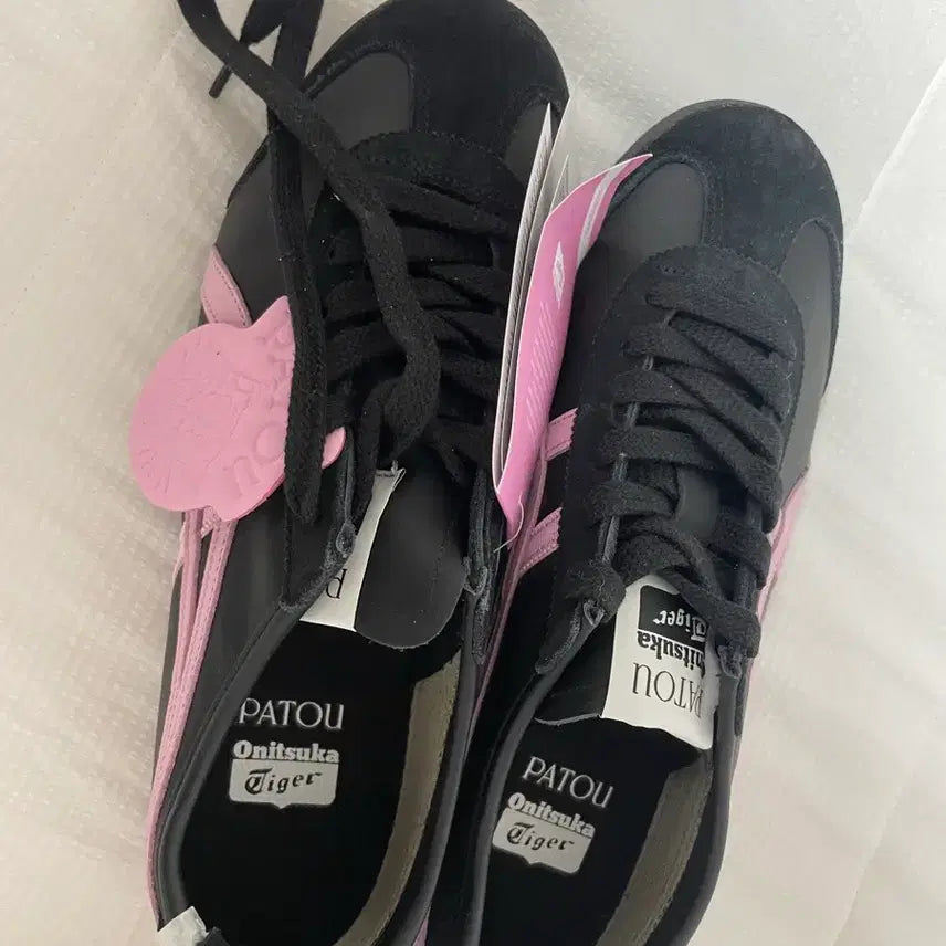 [BUNJANG] Onitsuka Tiger x Patta Mexico 66 Black Cotton Candy / 오니츠카 타이거 x 파투 멕시코 66 블랙 코튼 캔디