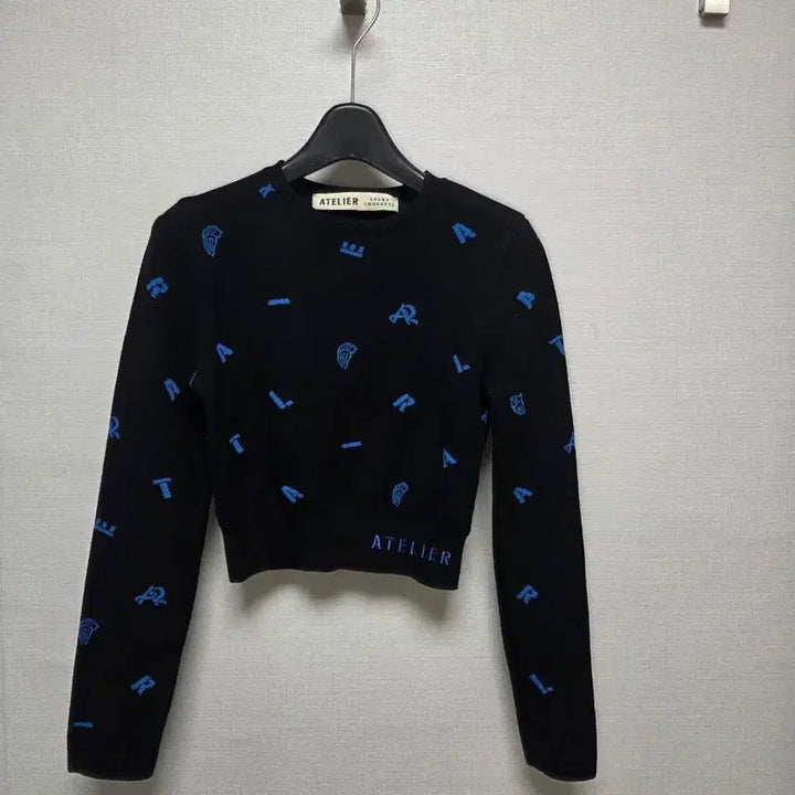 [BUNJANG] Lucky Chouette Atelier Cropped Knit Sweater Navy / 럭키슈에뜨 아뜰리에 크롭 니트