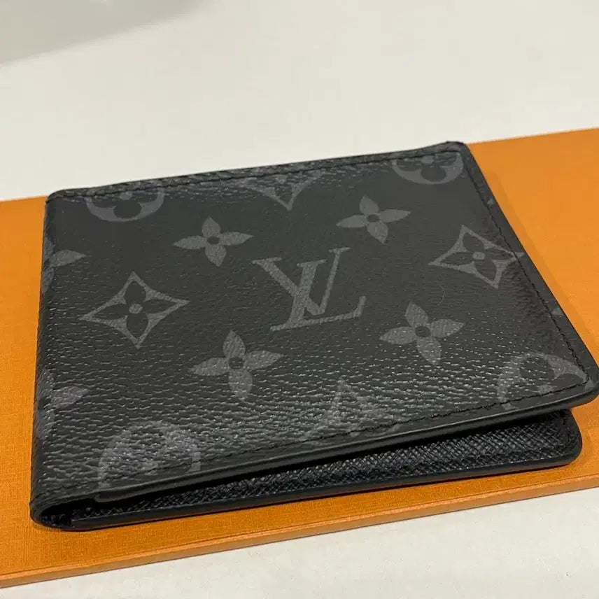 [BUNJANG] Louis Vuitton Monogram Eclipse Wallet / 루이비통 모노그램 이클립스 반지갑 블랙 [정품]