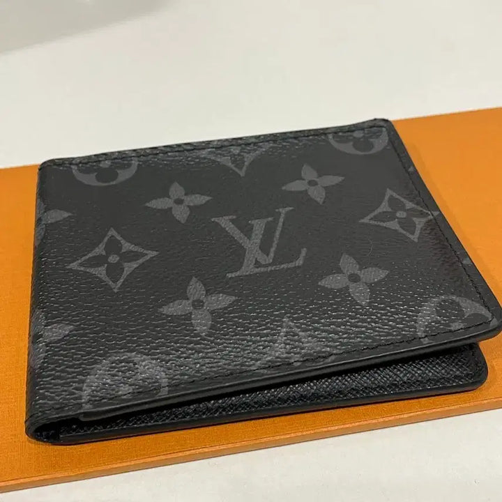 [BUNJANG] Louis Vuitton Monogram Eclipse Wallet / 루이비통 모노그램 이클립스 반지갑 블랙 [정품]