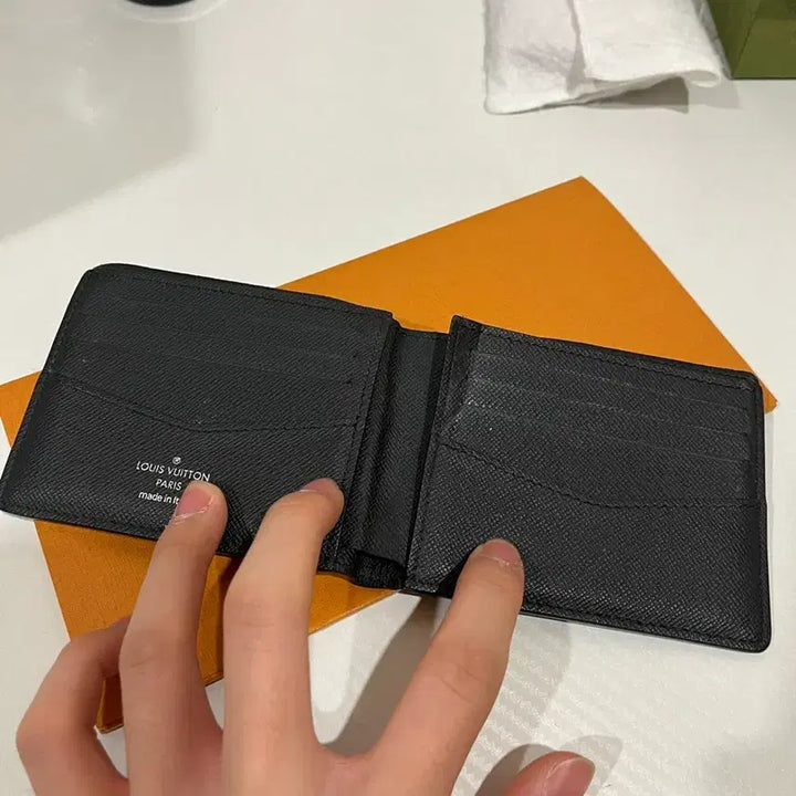 [BUNJANG] Louis Vuitton Monogram Eclipse Wallet / 루이비통 모노그램 이클립스 반지갑 블랙 [정품]