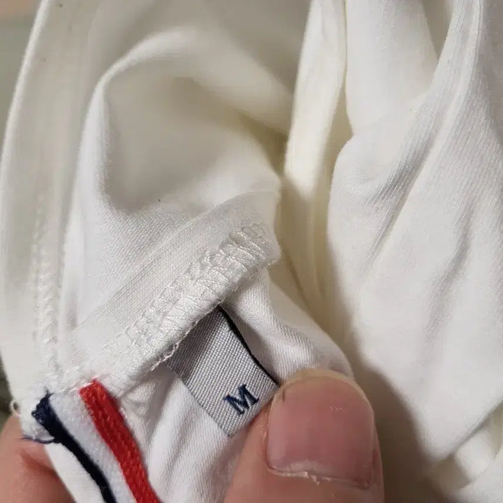 [BUNJANG] Moncler White Tri-Stripe T-shirt / 몽클레어 화이트 삼선포인트 반팔티셔츠 m