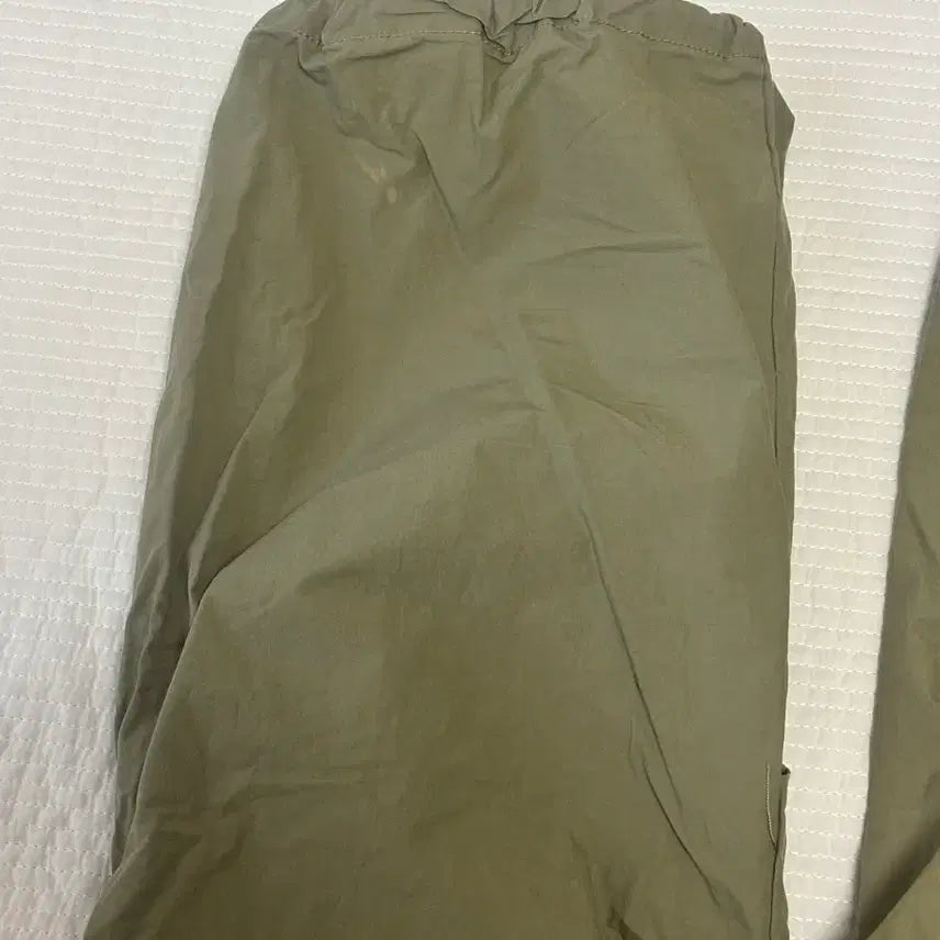 [SOLD OUT] 에즈이프켈리 파라슈트 카고 팬츠