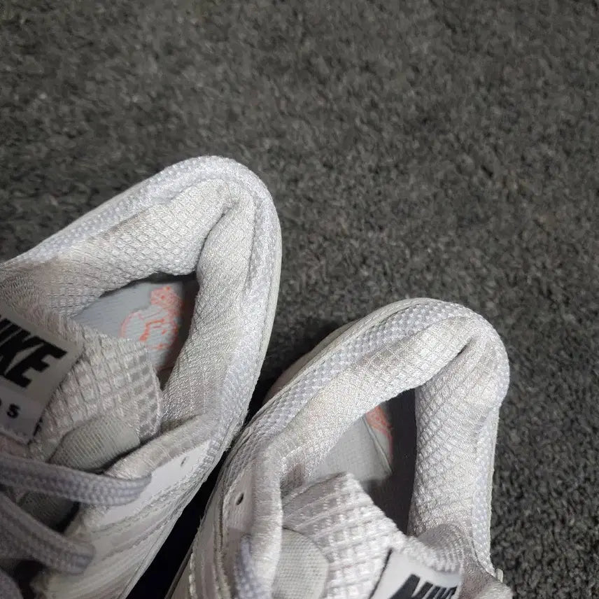 [BUNJANG] Nike Vomero 5 White Sneakers / 나이키 보메로5 화이트  270사이즈