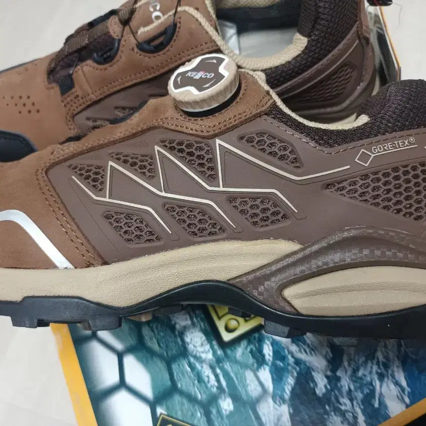 [BUNJANG] Campeline Volt 255 Gore-Tex Insulated Safety Shoes / Volt 캠프라인 안전화 255 *고어텍스 *절연화  안전화 박스새제품