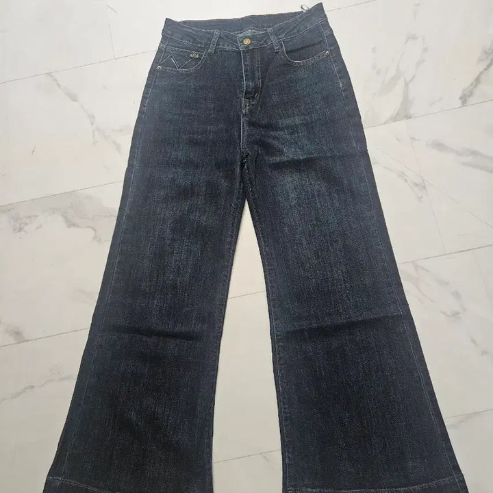 [BUNJANG] Son Jung Wan Bootcut Denim Pants / 청바지 부츠컷 데님 팬츠.손정완핏.팬츠.청바지.데님