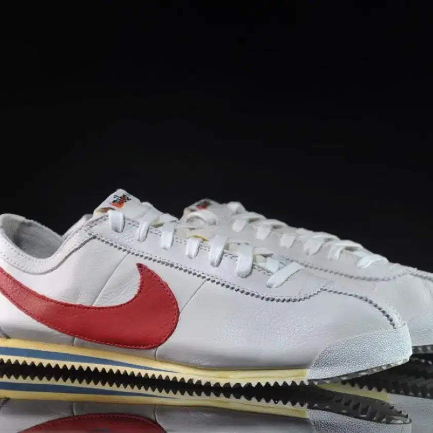 [BUNJANG] Nike Cortez Classic OG Leather QS Sneakers / [새제품] 나이키 코르테즈 클래식 OG 레더 QS 270