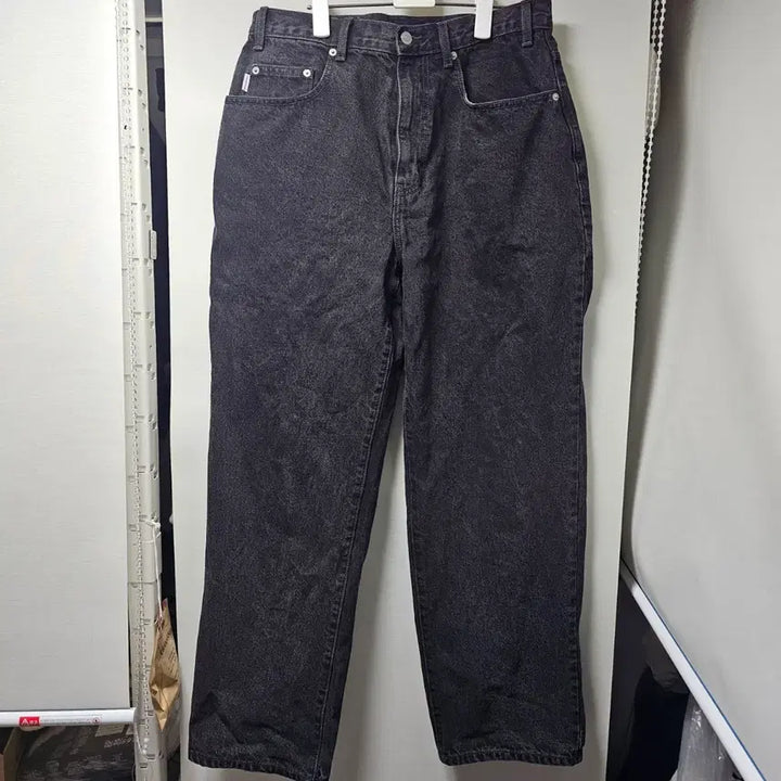 [BUNJANG] thisisneverthat Relaxed Jeans Black / 디스이즈네버댓 Relaxed Jeans Black