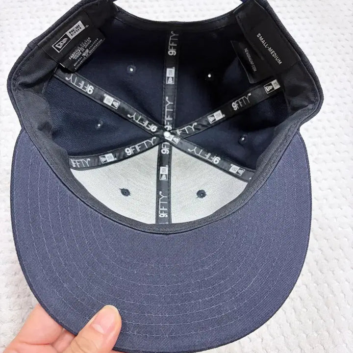 [BUNJANG] New Era Kakao Friends Ryan Cap / 뉴에라 9FIFTY 카카오 리틀프렌즈 캡모자