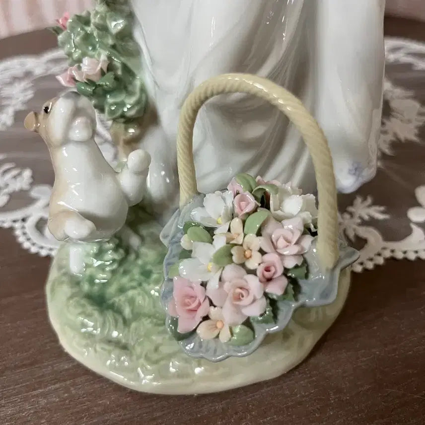 [BUNJANG] Lladro Joy in the Garden Figurine / 특가!! 야드로 정원에서의 즐거운 시간/초레어템