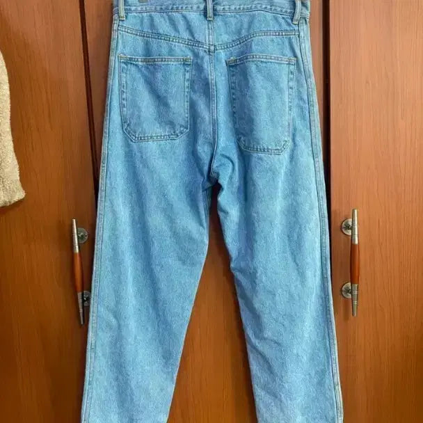 [BUNJANG] YEARSAGO Flores Light Wash Denim Jeans L / [YEARSAGO] 이얼즈어고 플로레스 연청 데님 L사이즈