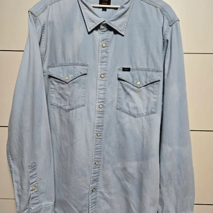 [BUNJANG] Lee Light Wash Denim Western Shirt / Lee 라이트 워싱 데님 웨스턴 셔츠