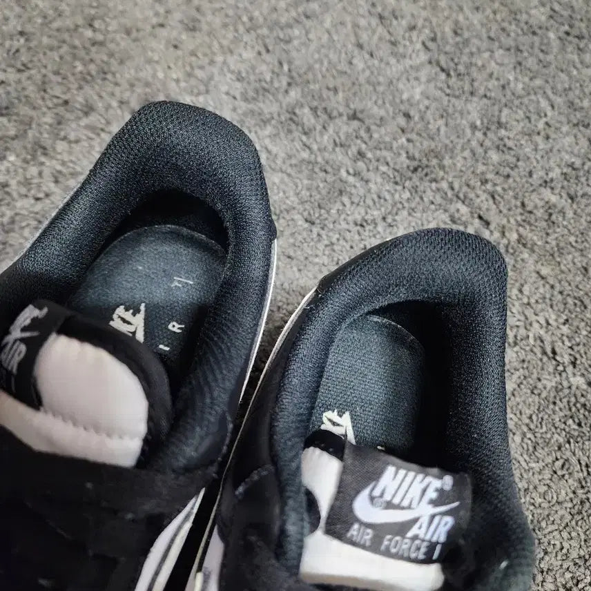[BUNJANG] Nike Air Force 1 Low Black White (270mm) Sneakers / 나이키 에어포스로우1 블랙화이트 270사이즈