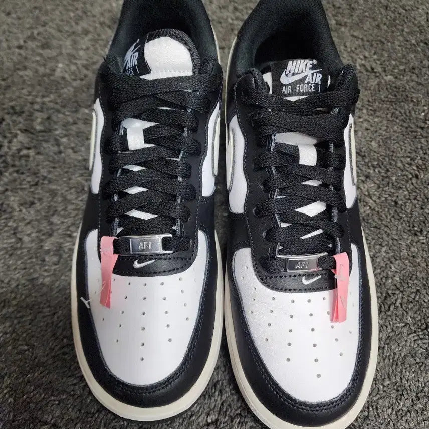 [BUNJANG] Nike Air Force 1 Low Black White (270mm) Sneakers / 나이키 에어포스로우1 블랙화이트 270사이즈