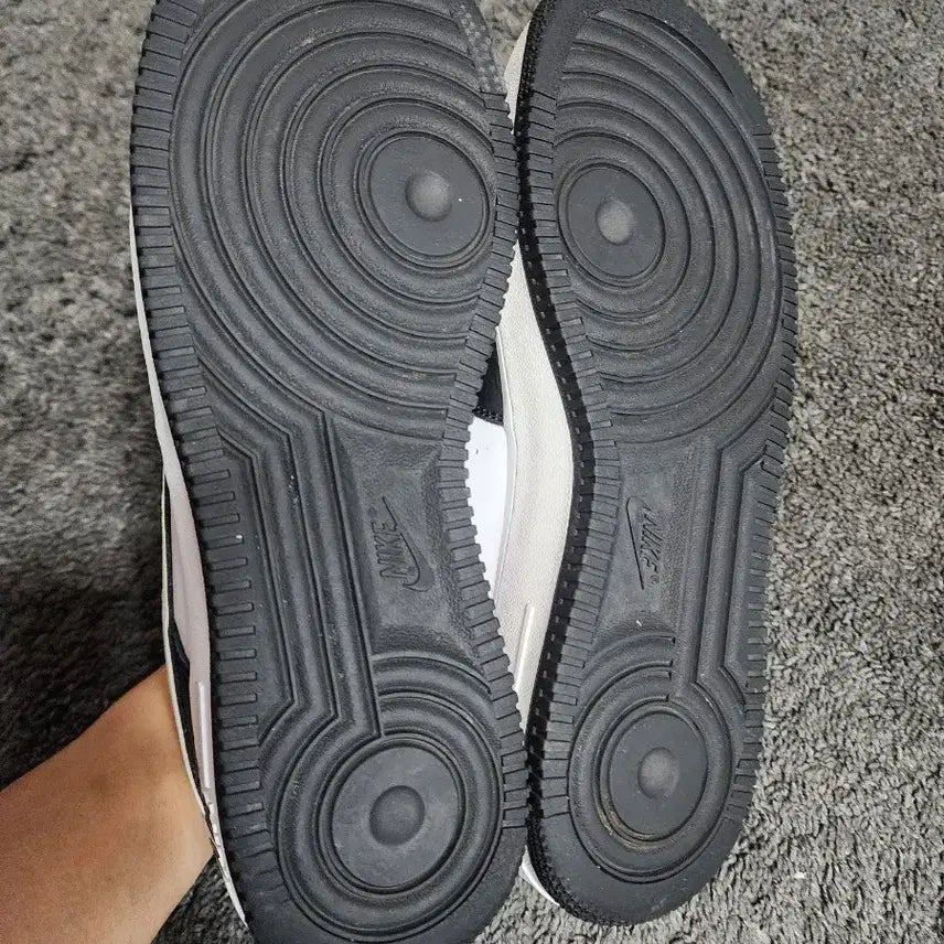 [BUNJANG] Nike Air Force 1 Low Black White (270mm) Sneakers / 나이키 에어포스로우1 블랙화이트 270사이즈