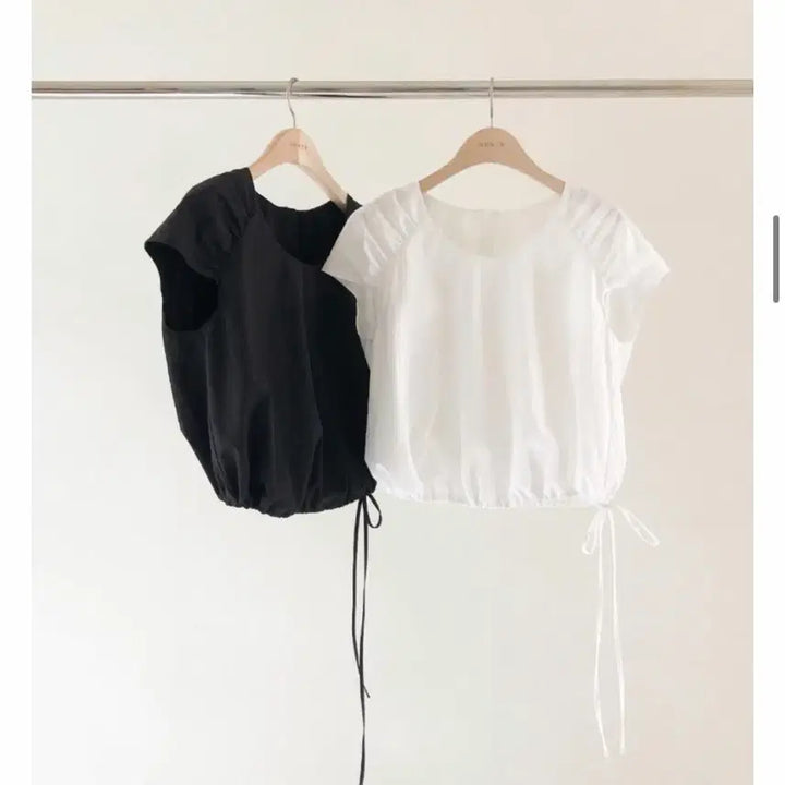 [BUNJANG] OUNCE Half Sleeve Blouse / OUNCE 온스 드로우 하프 블라우스
