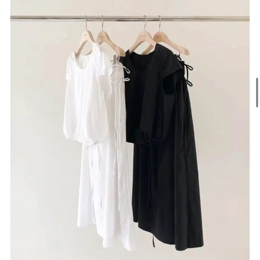 [BUNJANG] OUNCE Half Sleeve Blouse / OUNCE 온스 드로우 하프 블라우스