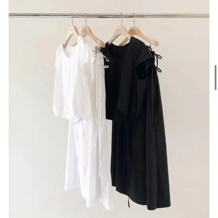 [BUNJANG] OUNCE Half Sleeve Blouse / OUNCE 온스 드로우 하프 블라우스