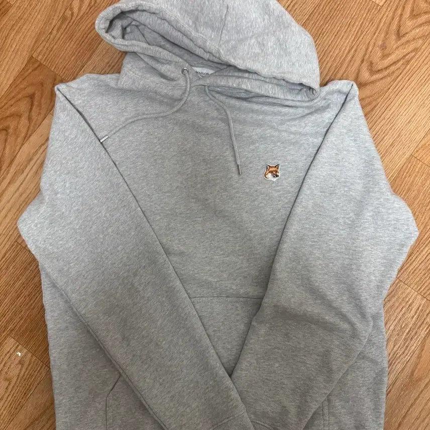 [BUNJANG] Maison Kitsune Fox Hooded Sweatshirt / 메종키츠네 후드티L