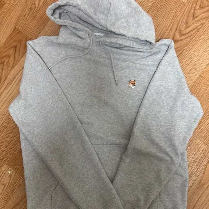 [BUNJANG] Maison Kitsune Fox Hooded Sweatshirt / 메종키츠네 후드티L