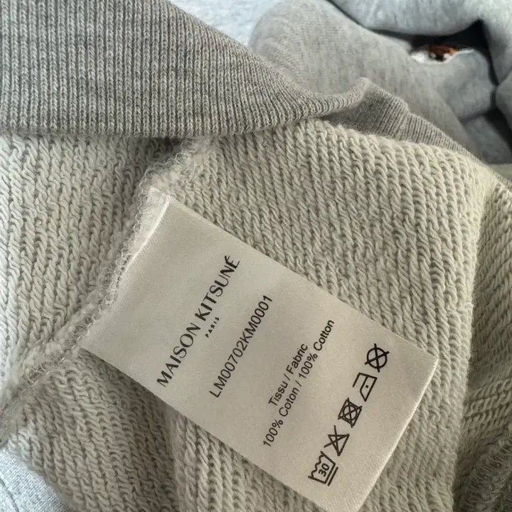 [BUNJANG] Maison Kitsune Fox Hooded Sweatshirt / 메종키츠네 후드티L