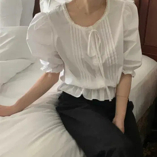 [BUNJANG] Withoutsummer Birthday Blouse / 위드아웃썸머 벌스데이 블라우스