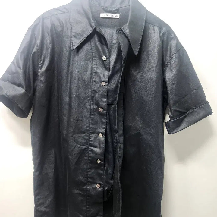 [SOLD OUT] 인사일런스 와이드 칼라 숏슬리브 코티드블랙 셔츠 셋업 M사이즈