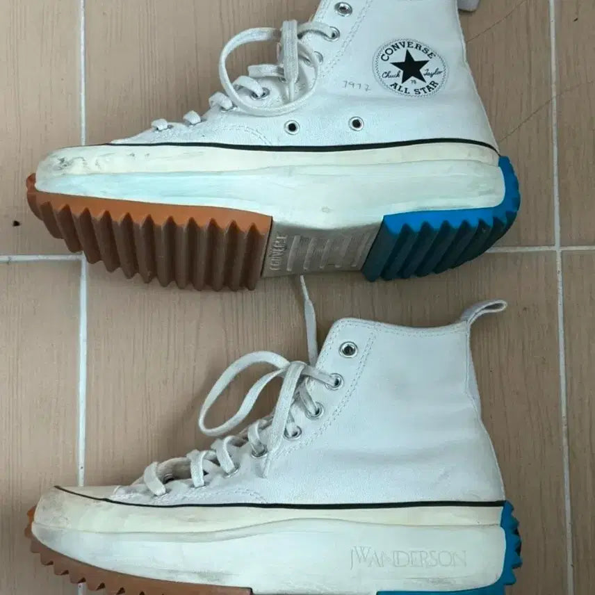 [BUNJANG] Converse x JW Anderson Run Star Hike High White Sneakers / (250) 컨버스 x JW 앤더슨 런스타 하이크 하이 화이트