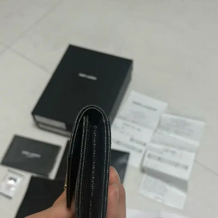 [BUNJANG] Yves Saint Laurent Envelope Bifold Wallet / [정품] 입생로랑 엔벨로프 반지갑(풀구성)