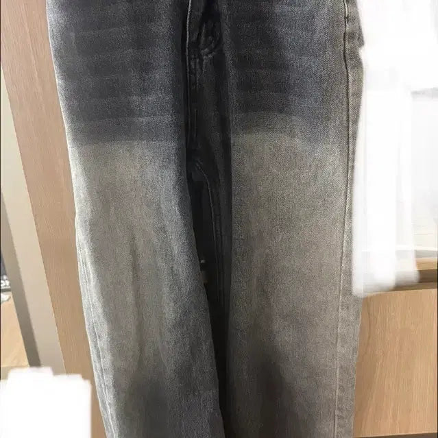 [SOLD OUT] 검은색 청바지