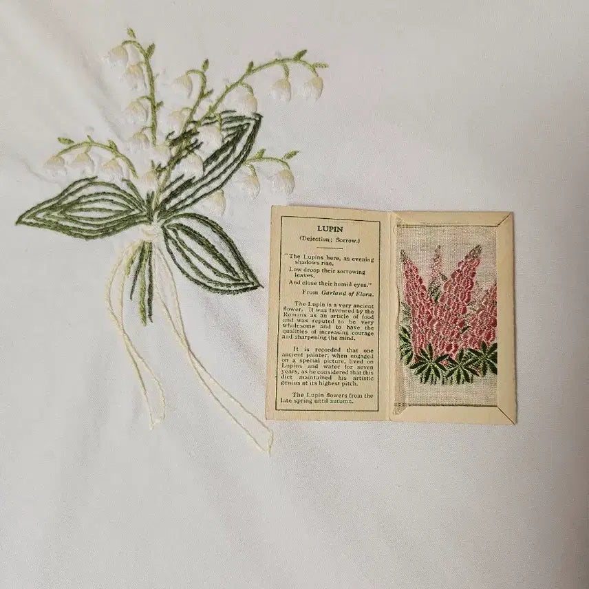 [BUNJANG] Kensitas Lupin Silk Embroidered Card / 빈티지 실크 플라워 자수 카드