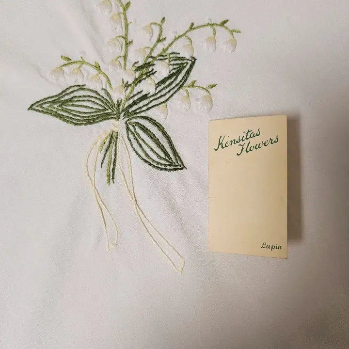 [BUNJANG] Kensitas Lupin Silk Embroidered Card / 빈티지 실크 플라워 자수 카드