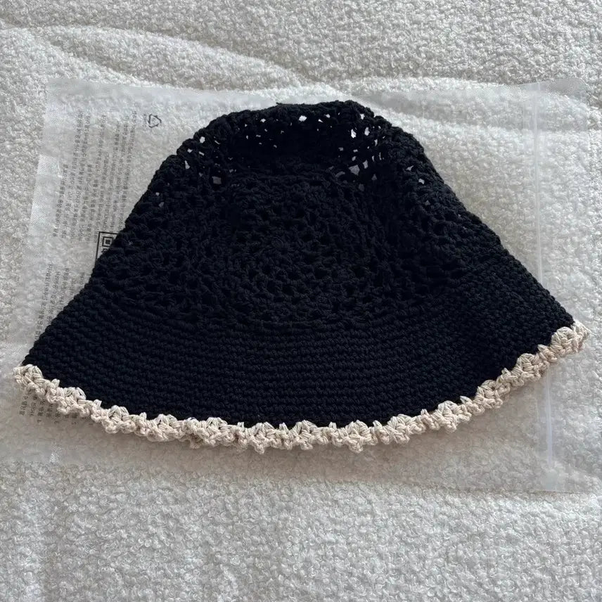 [BUNJANG] AllinComplete Sunflower Shell Crochet Hat / 올인컴플리트 sunflower shell 크로셰 햇