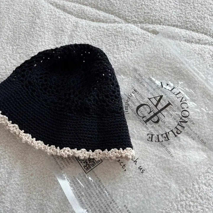 [BUNJANG] AllinComplete Sunflower Shell Crochet Hat / 올인컴플리트 sunflower shell 크로셰 햇