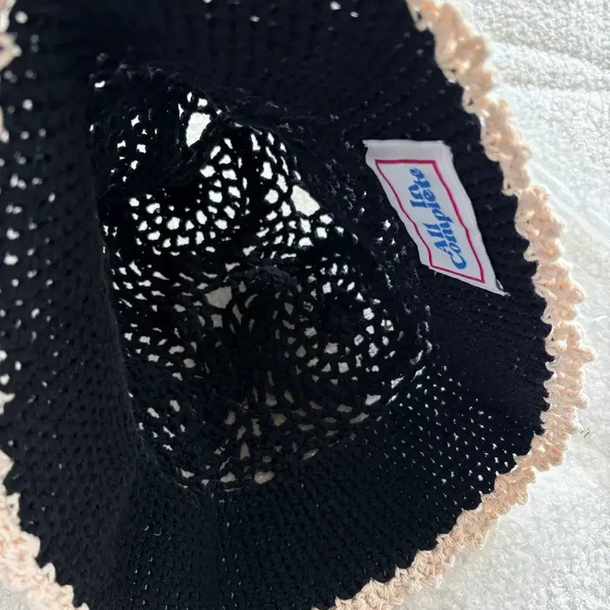 [BUNJANG] AllinComplete Sunflower Shell Crochet Hat / 올인컴플리트 sunflower shell 크로셰 햇