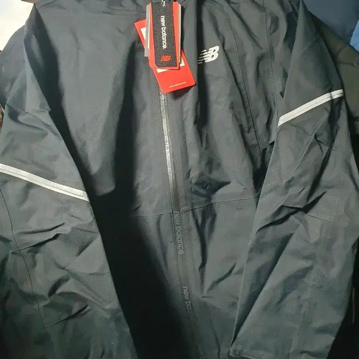 [BUNJANG] New Balance Black Windbreaker Jacket / 뉴발란스 블랙 바람막이 자켓m