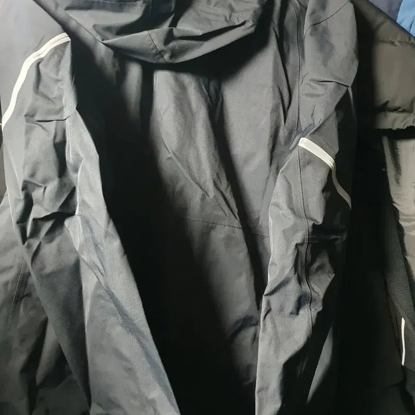 [BUNJANG] New Balance Black Windbreaker Jacket / 뉴발란스 블랙 바람막이 자켓m
