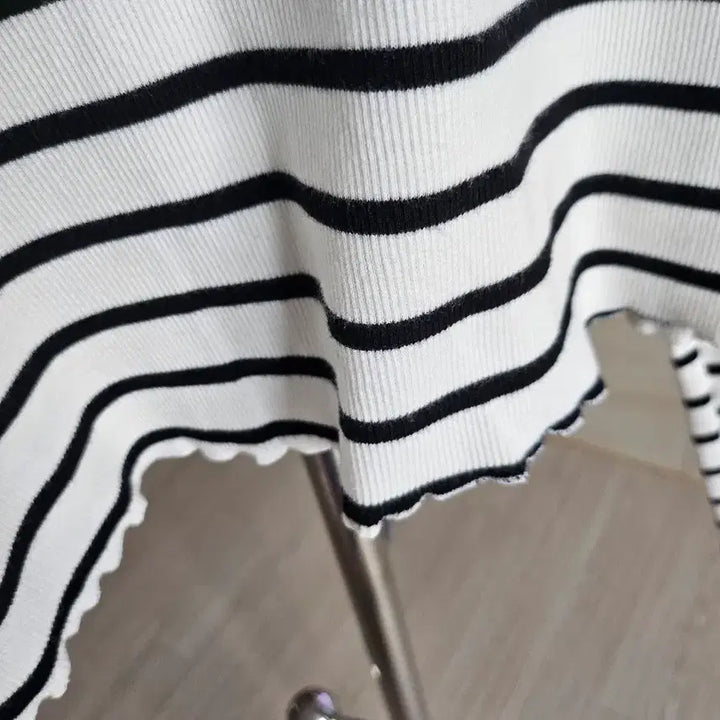 [BUNJANG] MaybeBaby Dearist Stripe Crop Top / (화이트) 메이비베이비 디어리스트 스트라이프 크롭티