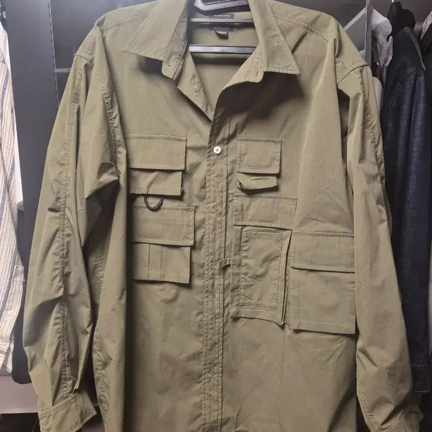 [BUNJANG] Outstanding Military Shirt / 아웃스탠딩 밀리터리 셔츠