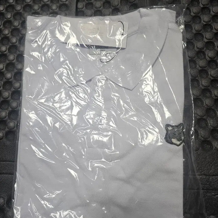 [BUNJANG] Maison Kitsune Fox Patch White Polo T-shirt / 메종키츠네 폭스 패치 반팔 폴로티셔츠 화이트L