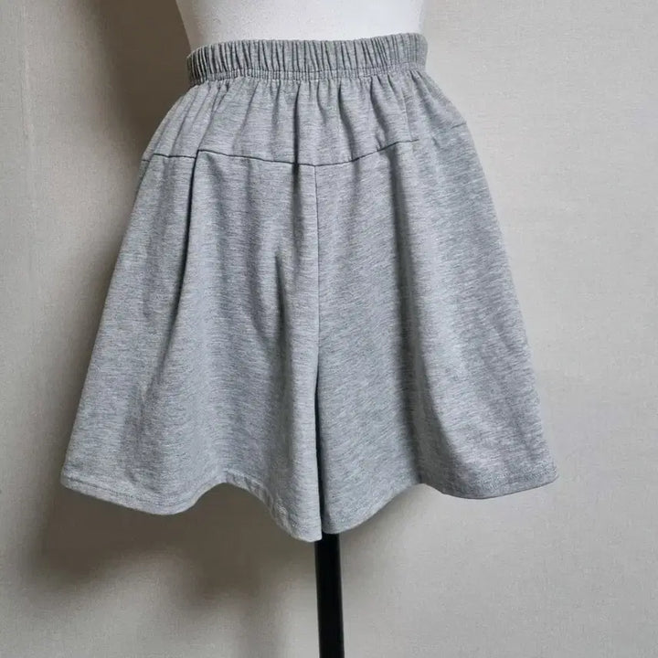 [BUNJANG] Gray T-shirt and Shorts Set / 회색 반팔 티셔츠 반바지 세트