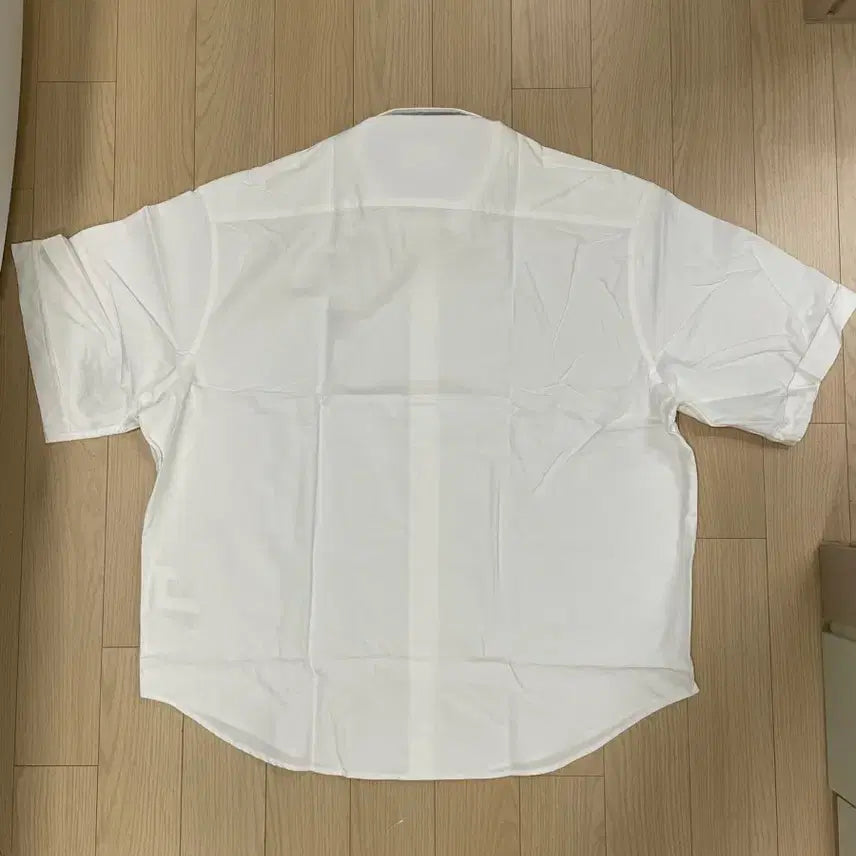 [BUNJANG] Ami Heart Logo Cotton Short Sleeve Shirt White L / [거의 새제품] 아미 ami 하트로고 코튼 반팔셔츠 화이트 L