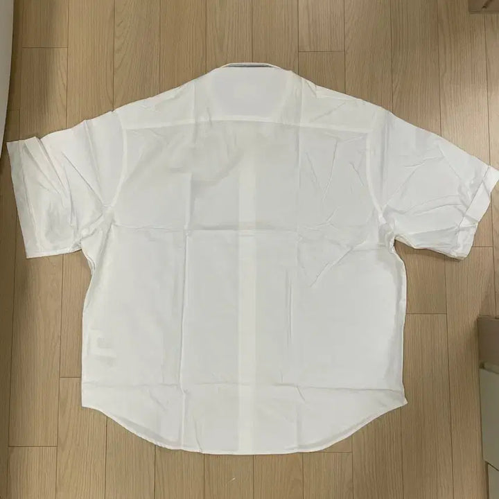 [BUNJANG] Ami Heart Logo Cotton Short Sleeve Shirt White L / [거의 새제품] 아미 ami 하트로고 코튼 반팔셔츠 화이트 L