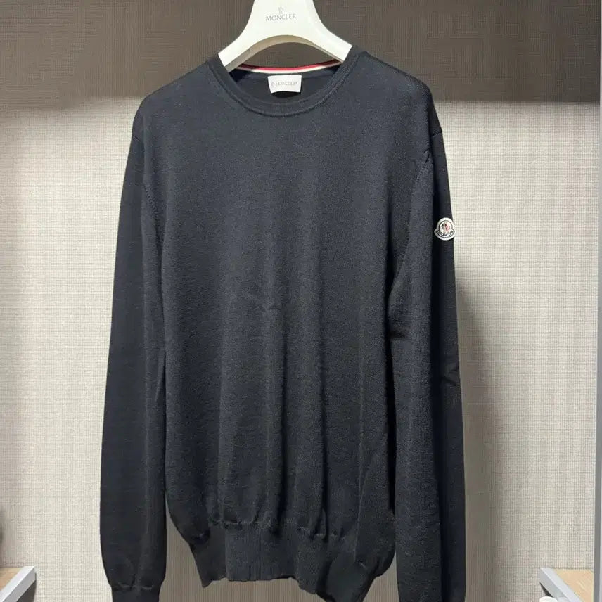 [BUNJANG] Moncler Crewneck Wool Knit Sweater Black M / 몽클레어 크루넥 울 니트 블랙 M